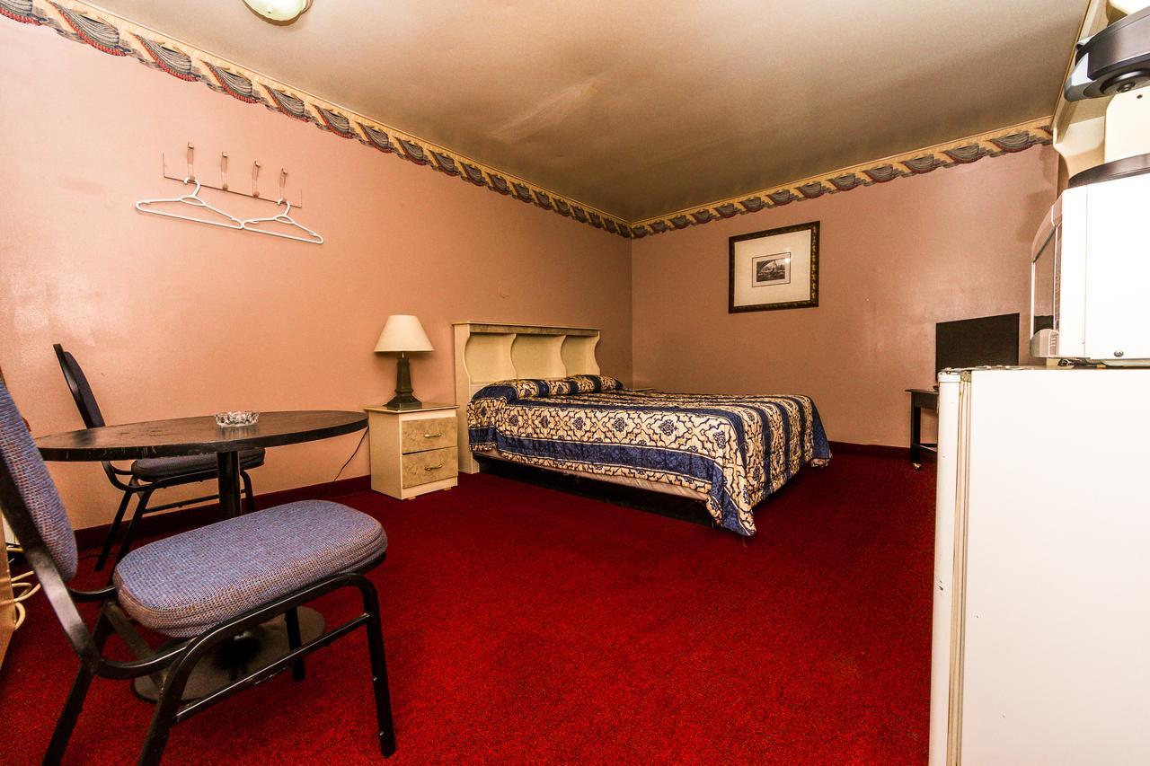 New Plaza Motel Toronto Zewnętrze zdjęcie